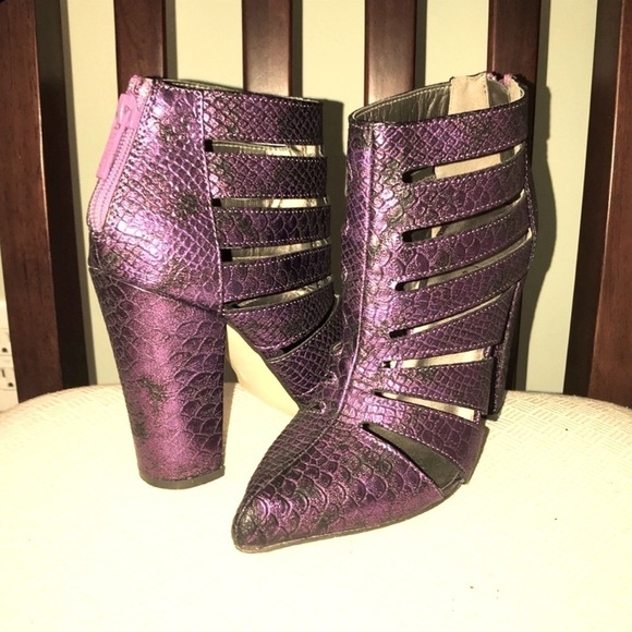 NWOB MICHAEL ANTONIO Witchy Y2K Snakeskin Boots Whimsygoth womens size 5.5 - Picture 3 of 7